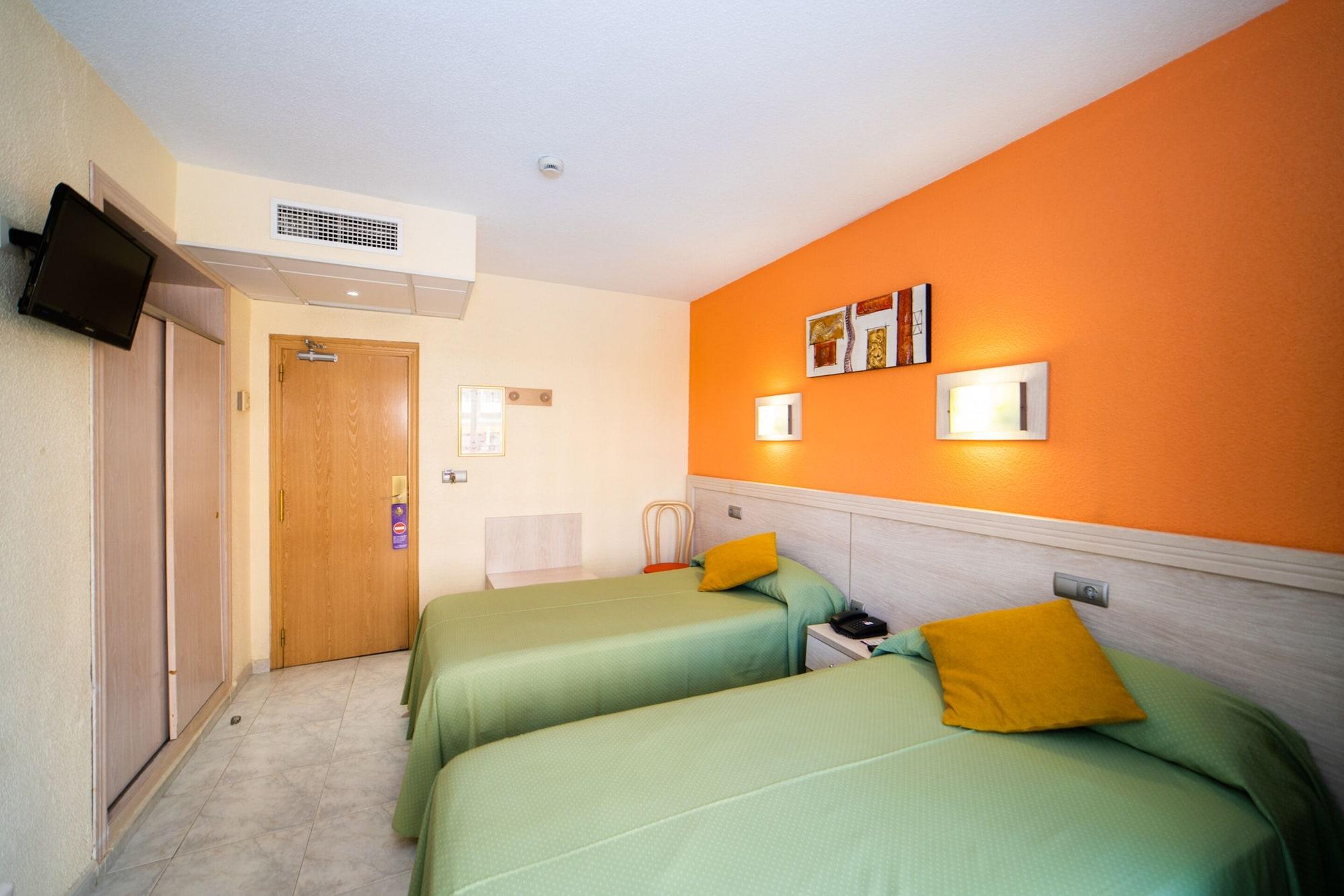 Hotel Servigroup Calypso Benidorm Buitenkant foto