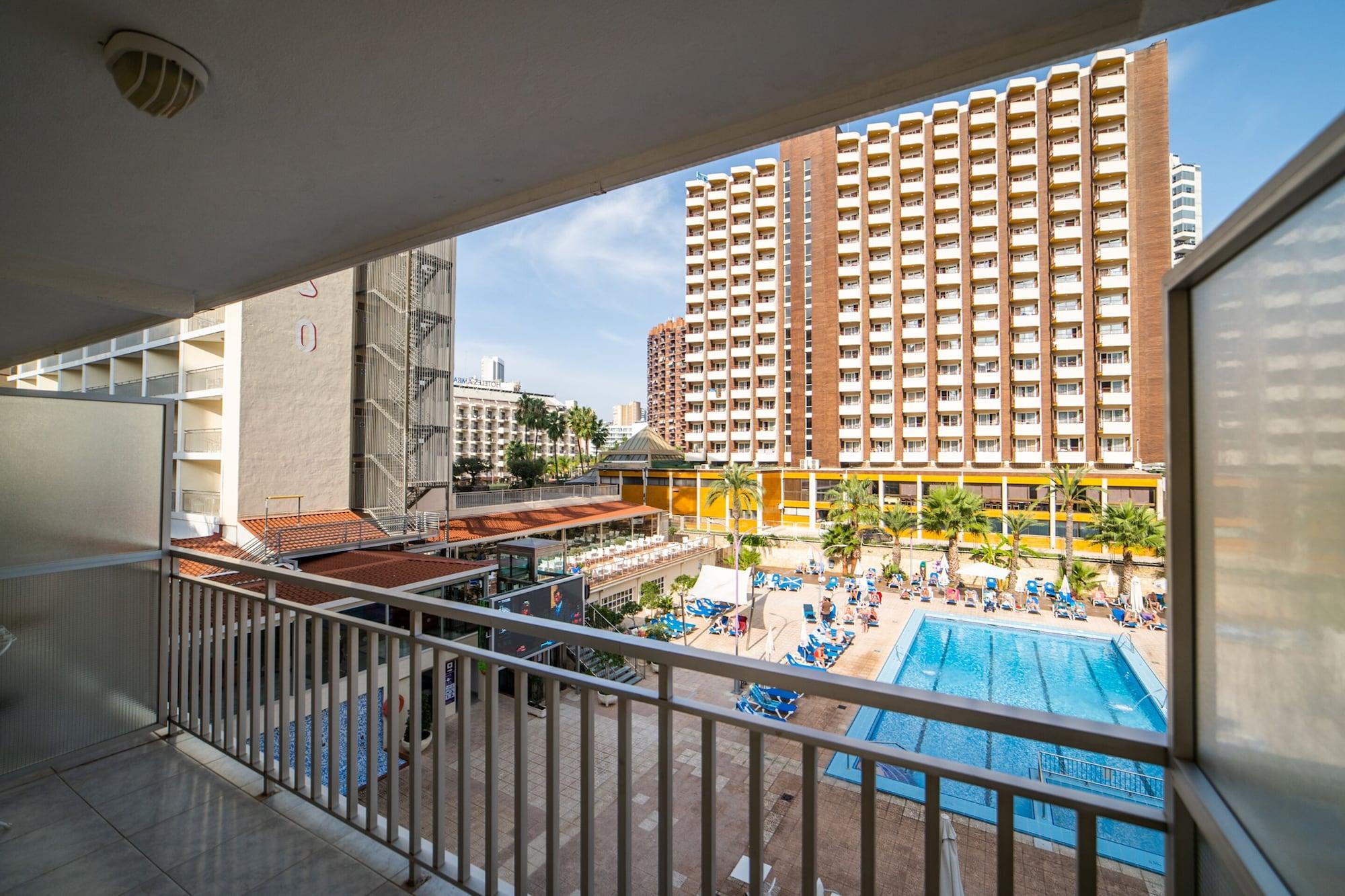 Hotel Servigroup Calypso Benidorm Buitenkant foto