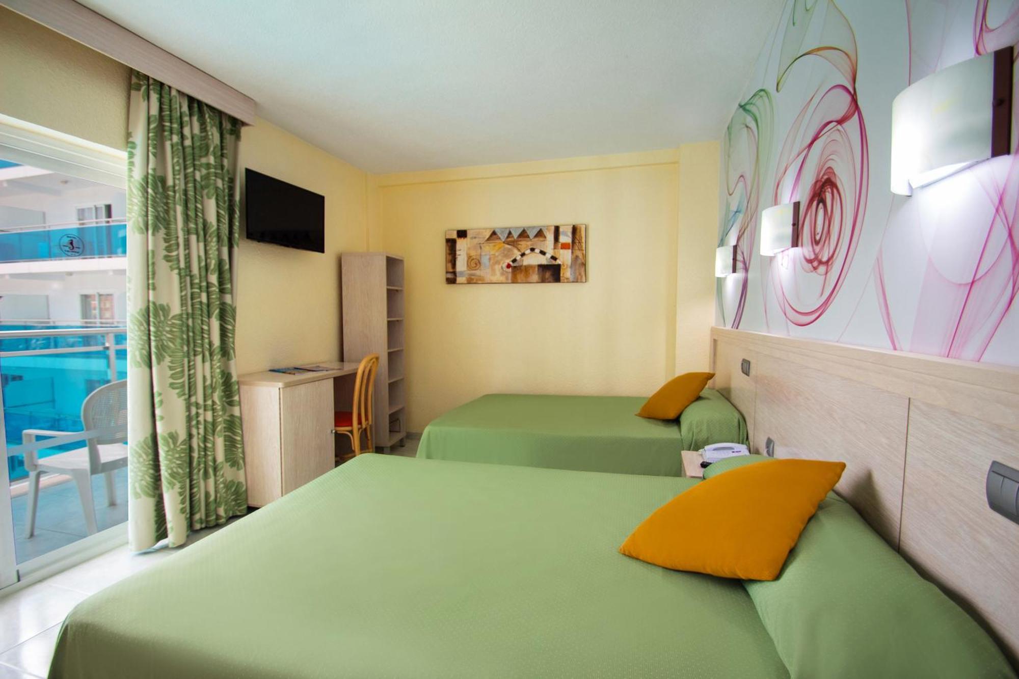 Hotel Servigroup Calypso Benidorm Buitenkant foto