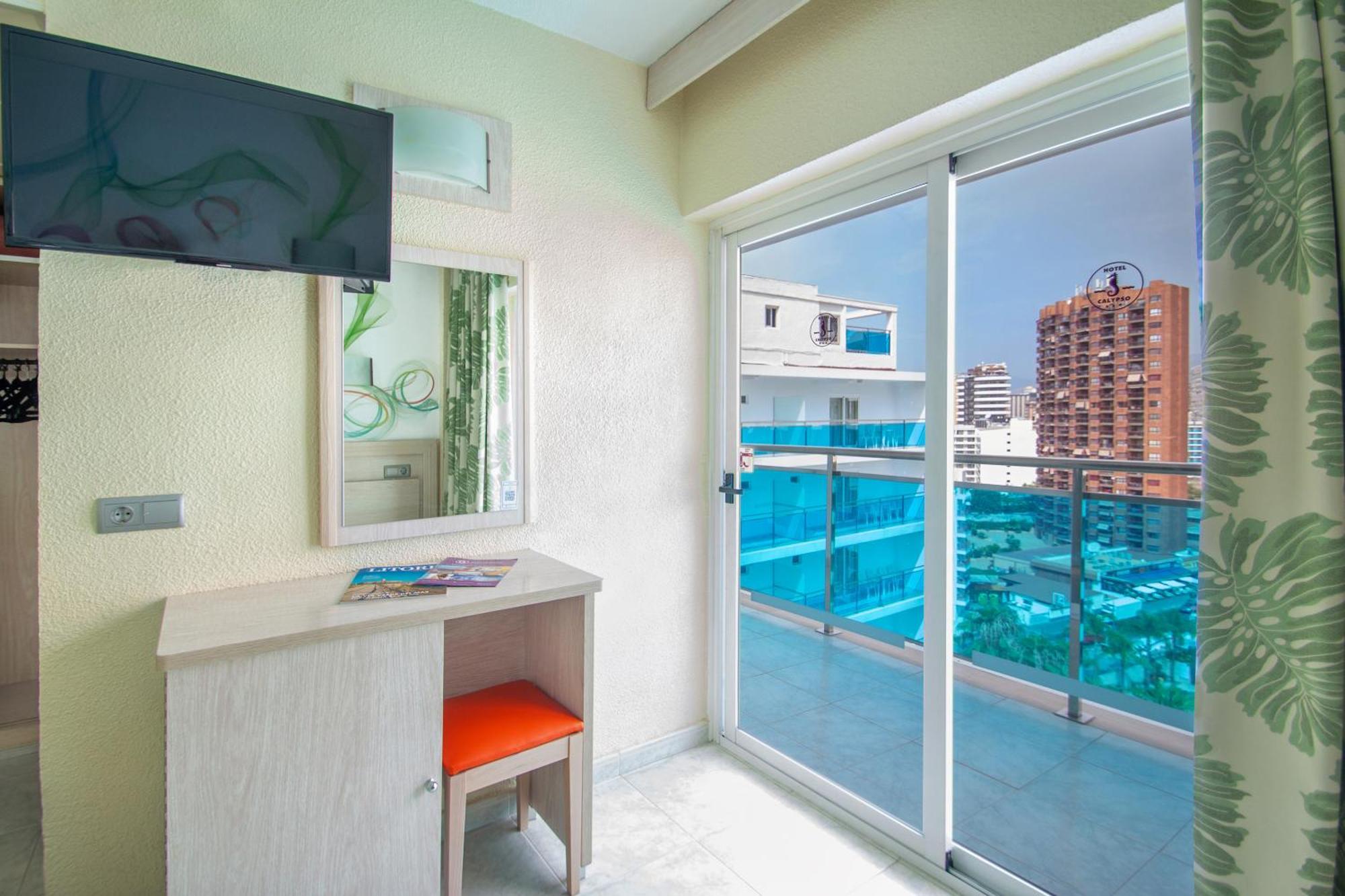 Hotel Servigroup Calypso Benidorm Kamer foto